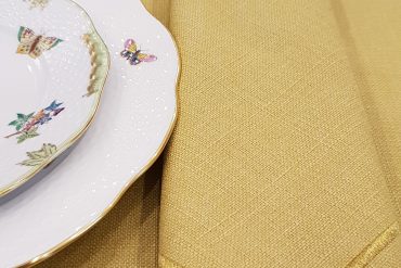 yeşil masa örtüsü